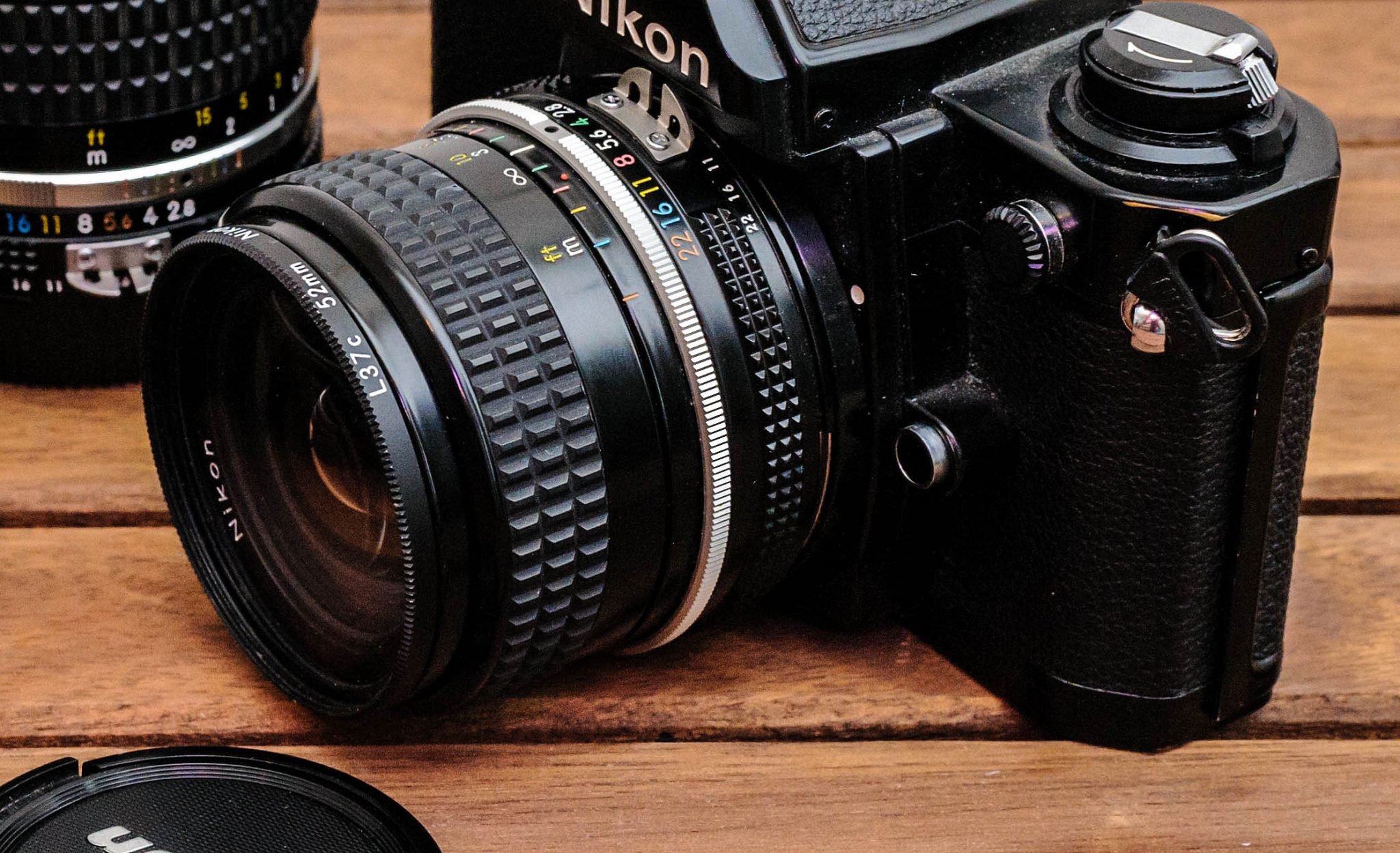 Nikon Ai NIKKOR 24mm f/2.8 カビくもりあり - カメラ